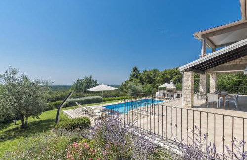 Villa Sterpazzi for 8 people near Poreč with 38 m2 heated pool, sea view & wellness - Foto 35