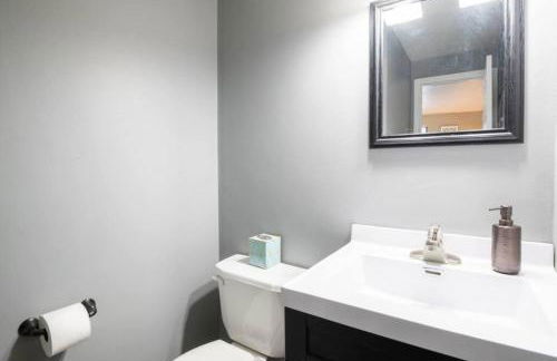 WOOD INN Cozy 2BD over the bridge - Foto 12