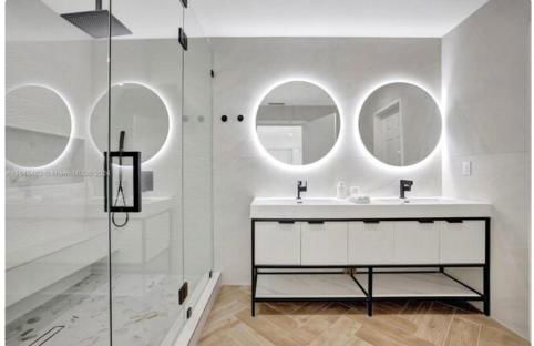 Waterfront Villa with 3 bedroom private suites - Foto 23