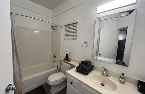 Pet Friendly Home Near Hospitals - Foto 11