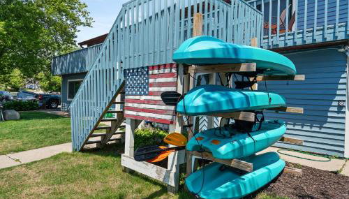 Fife Lake Lodge - Double Queen Room with Lake Access - Foto 3