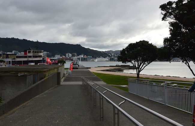 Private Bay House - Photo 17