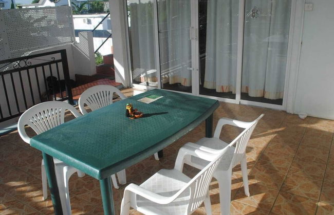 Bob Apartments - Photo 1