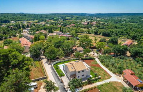 5 Bedroom Nice Home In Manjadvorci - Foto 20