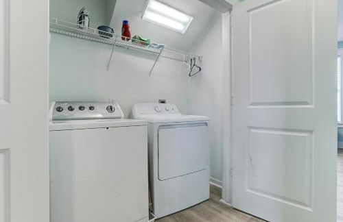 Cozy Beach Home with Resort Amenities, Oceanbay, lake views and 3 decks! - Foto 22