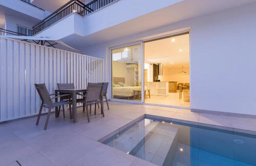 Bossa Bay Suites with Private Pool - MC Apartments Ibiza - Foto 3