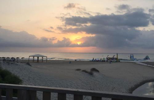 Playa Elisa Costa 819 - Pool view 400m from Mil Palmeras beach - Foto 26