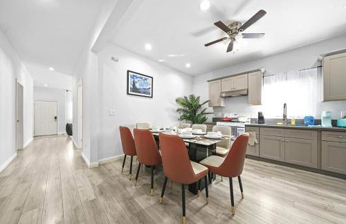 Great Location Oasis w Huge Backyard Near DTLA ,USC ,Ktown - Foto 13