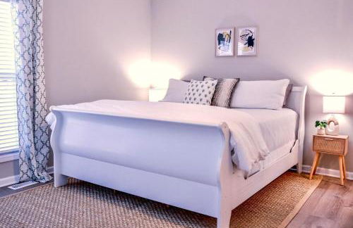 Sleeps 12! 5 BDRM-2 Kings,3 Queens-Deck & Patio-Mins to PI & Beaufort - Foto 8