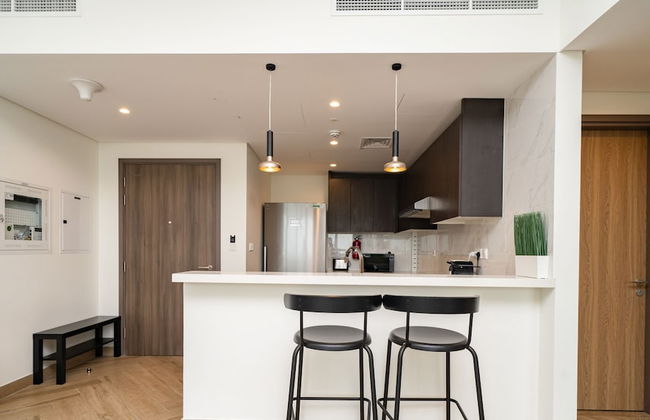 Pristine Cozy One Bedroom Suite - Photo 8