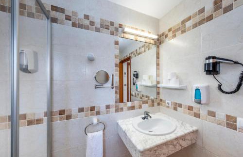 Apartamentos Sol Ponent - Foto 77