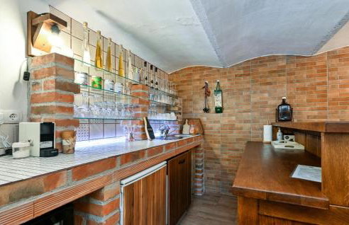 5 Bedroom Awesome Home In Novi Marof - Foto 36