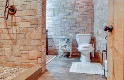 Cabin with Catch and Release Pond in Hueytown! - Foto 14