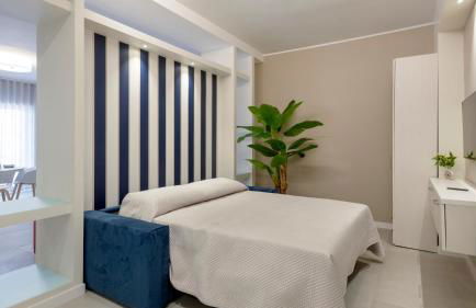 Crystal & Esmeralda Apartment Suites Sorrento - Photo 9