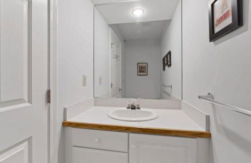 New host! Exceptional Sunday River Ski In Ski Out Condo - Foto 21