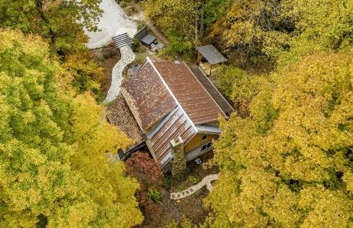 Impressive Log Cabin with Fireplace, Fire Pit and Hot-tub in Unionville, Indiana - Foto 44