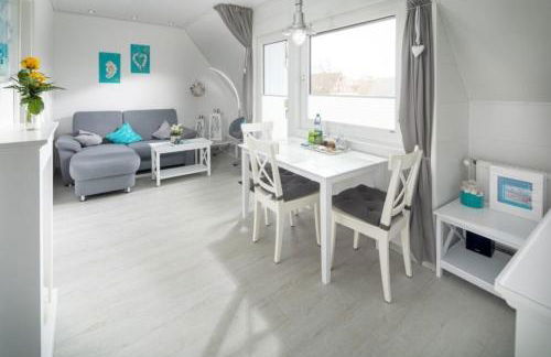 Skippers Cabin - Photo 1