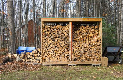 Impressive Presque Isle Lake House with Water Access - Foto 33