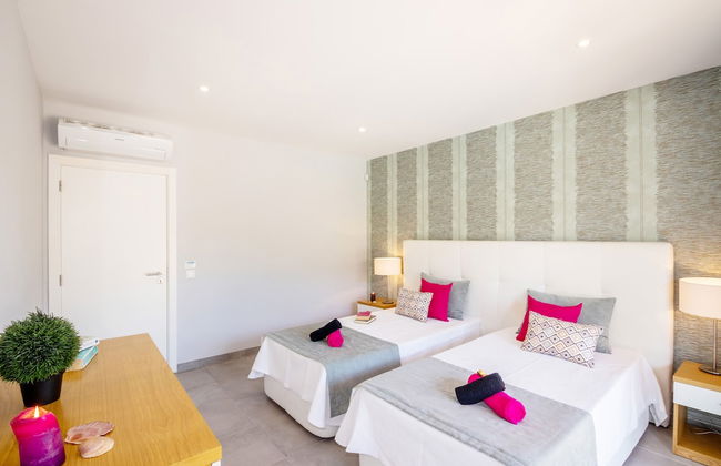 Villa Copacabana - Foto 3