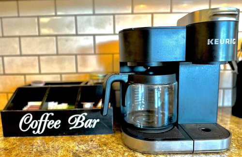 Pine Nest Retreat Saloon and Scenic Views - Foto 14