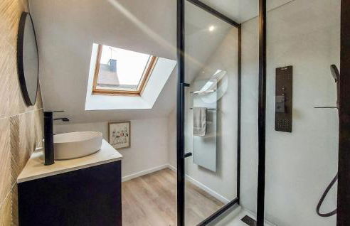 4 Bedroom Amazing Home In Plouézec - Foto 30