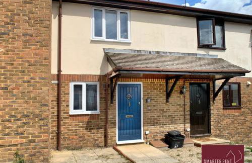 Twyford - Modern 2 Bedroom House - With Garden - Foto 15