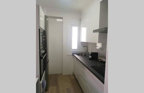 Piso moderno con garaje en el centro de Vigo - Foto 9