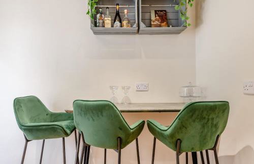 Our House - Photo 11