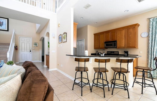 Stunning 5 Bd Home w Pool Close to Disney 7420 - Foto 52