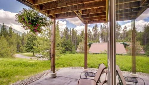 Sunny Mountain Cabin for a Group Getaway in West Glacier, Montana - Foto 5