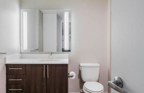 Blueground Downtown gym roof nr nightlife SEA-738 - Foto 10