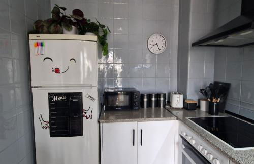 Moderno y renovado apartamento en urbanización Playa Castillo, Denia - Foto 9