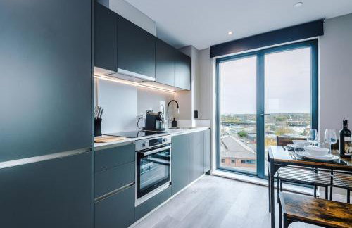 City Penthouse - Roof Terrace & Free Parking - Foto 4