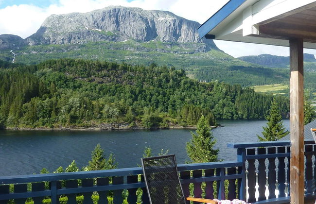 10 Person Holiday Home in Bygstad-by Traum - Foto 1