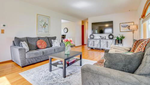 Spacious Cottage Grove Haven Near Downtown St Paul - Photo 4