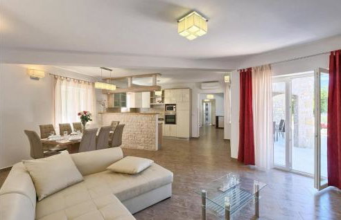 Villa Funcici - Foto 2