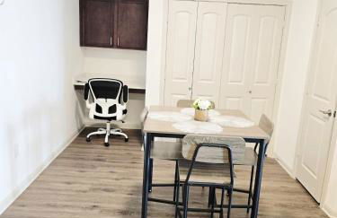 Luxury 1 BedRM Unit in Frisco Pool Gym & Workplace - Foto 44