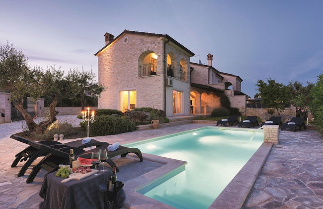 Beautiful Villa With Garden, Private Heated Pool, Whirlpool, Sauna, Near Rovinj - Foto 23