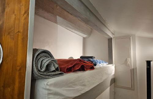 Grand studio mezzanine à 3min à pied de la plage - Foto 12