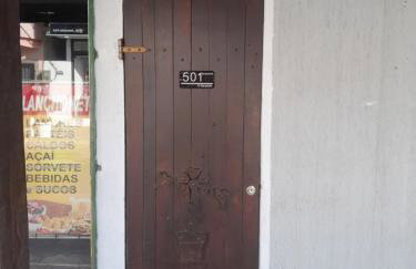 Suíte e cozinha, entrada compartilhada - Foto 6