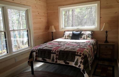 Secluded, Dog-Friendly Lakefront Cabin on Pristine Lake, Maine, for Wonderfully Romantic Getaways to Nature - Foto 4