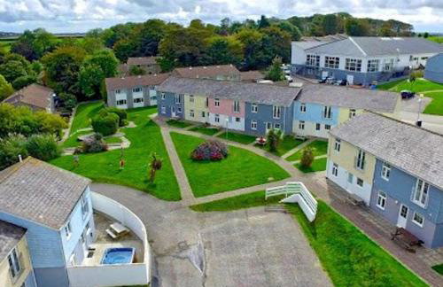 Atlantic Lodge 4-Beds Sleeps 10 Pool & Pets Ok - Foto 4