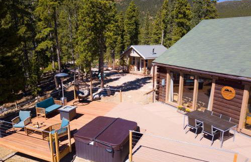 2 Mi to St Marys Glacier Modern Cabin with Hot Tub - Foto 34