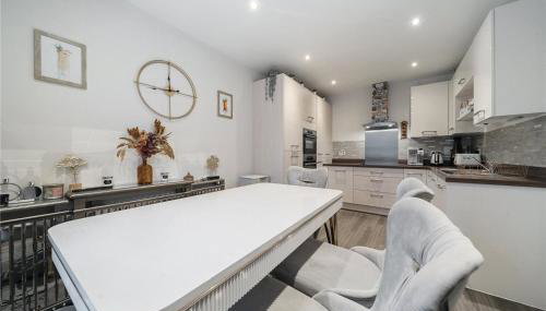 Stylish 4BR with Summerhouse - Foto 2