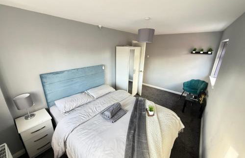 3-Bed Detached House Private Drive for Two Cars - Foto 38