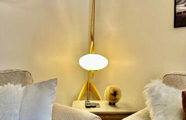 New! Charming 2-Bedroom Apartment Close to Ski Lifts - Foto 17