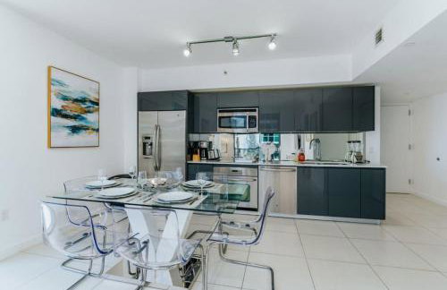 Exclusive, Amazing, Bright and Spacious at Brickell - Foto 14