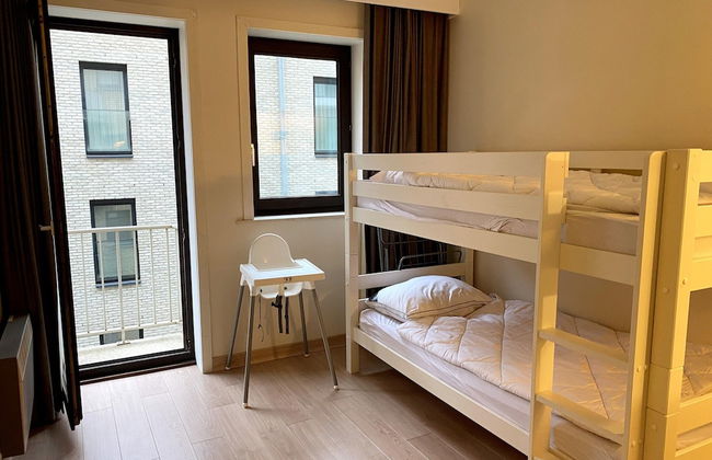 Couple Stay Near Beaches - Photo 5