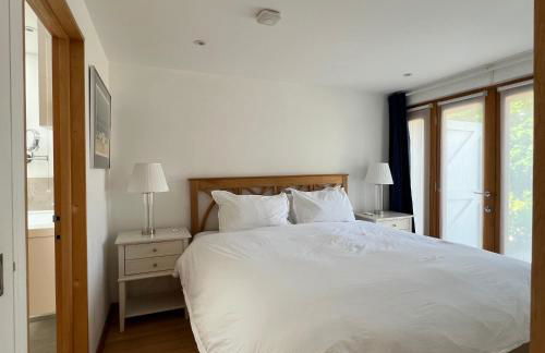 Whitley Old Garage - Photo 87