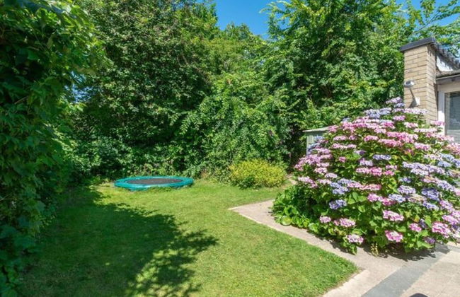 Radiant Bungalow With Patio at Duinland - Foto 43